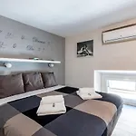 IREX APARTMENTS Tevere Sant’Angelo
